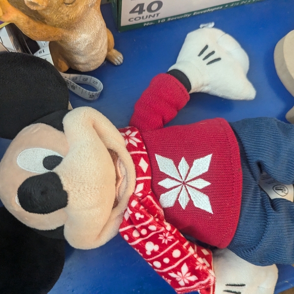 Disney Store Mickey Mouse 2017 Christmas Plush - Picture 8 of 8
